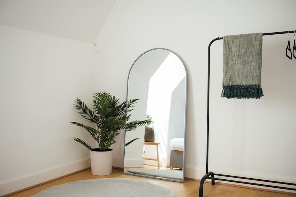 Charming 2 Bedroom Flat In The Heart Of Kings Cross, London Exterior photo